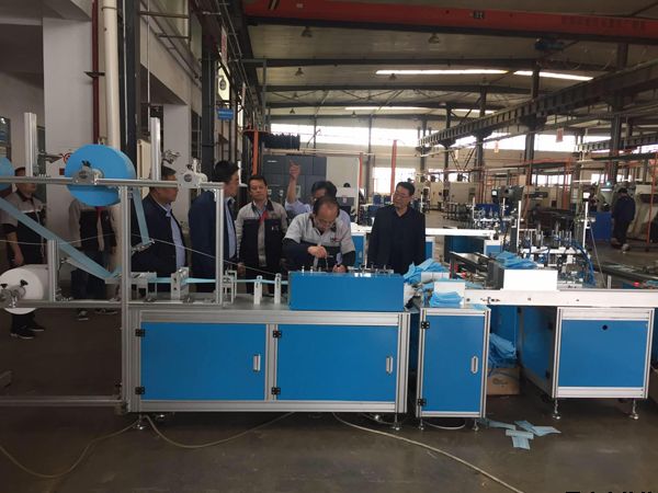 泓源公司領(lǐng)導(dǎo)班子深入豐收、泓盛達公司開展工作調(diào)研(圖2)