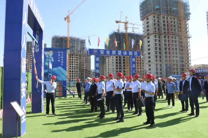 泓源公司開展安全生產(chǎn)月活動——重點(diǎn)建設(shè)項(xiàng)目觀摩學(xué)習(xí)(圖2)