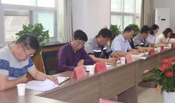 泓盛達公司召開前七個月經濟運行分析調度會暨八月份安全例會(圖2)