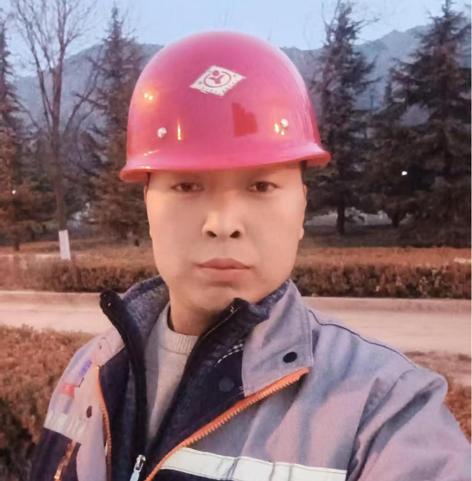 中共平?jīng)鍪谢A(chǔ)產(chǎn)業(yè)投資集團(tuán)有限公司委員會關(guān)于對2024年度“產(chǎn)投榜樣”進(jìn)行公示的公告(圖4)